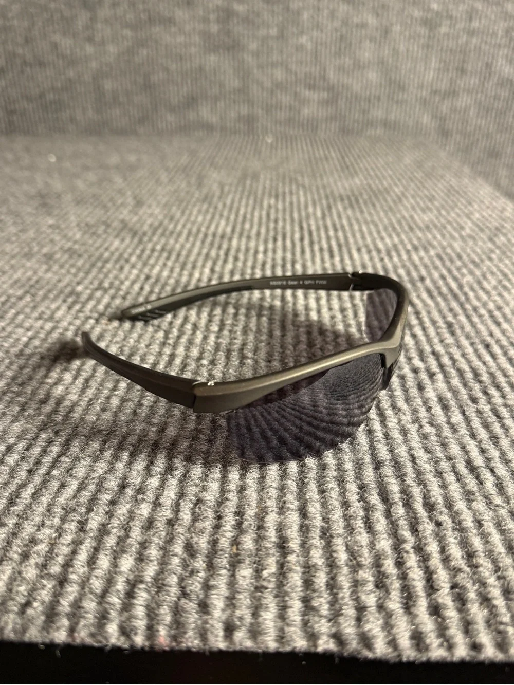 Foster Grant Semi-Rimless Sport Sunglasses – Matte Gray Wrap Frames